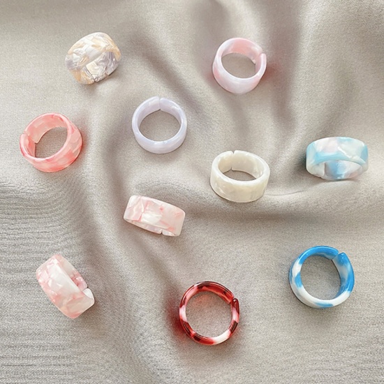 Picture of Resin Unadjustable Rings Multicolor Geometric 1 Set