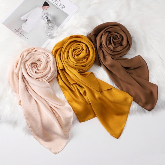 Image de Hijab Écharpe Wrap Couleur unie en Polyester Crinkle Chiffon Femmes