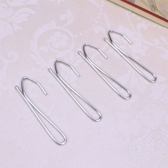 Immagine di Silver Tone - 8# Iron Based Alloy Durable 4-Prong Hooks Hanging Hooks Curtain Accessories 7x2.5cm, 50 PCs