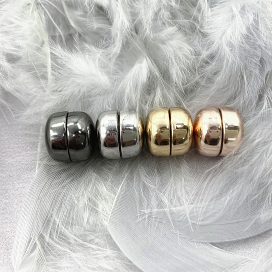 Изображение Golden - Zinc Based Alloy No-snag Magnetic Round Scarf Buckle For Hijab Scarf Wrap 1cm Dia., 1 Piece