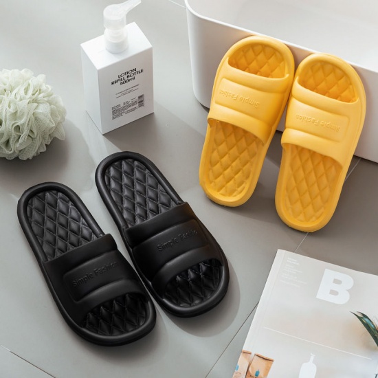 Immagine di EVA Men And Women Couple Summer Soft Soled Non-Slip Shower Slippers Sandals For Bathroom Indoor Outdoor