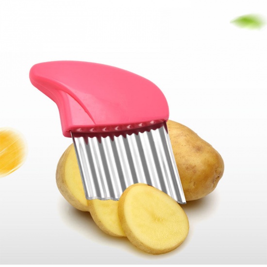 Picture of Pink - Stainless Steel Potato Crinkle Cutter Cutting Tool Kitchen Vegetable Salad Fruit Wavy Blade Knife 13.5x9.8cm, 1 Piece