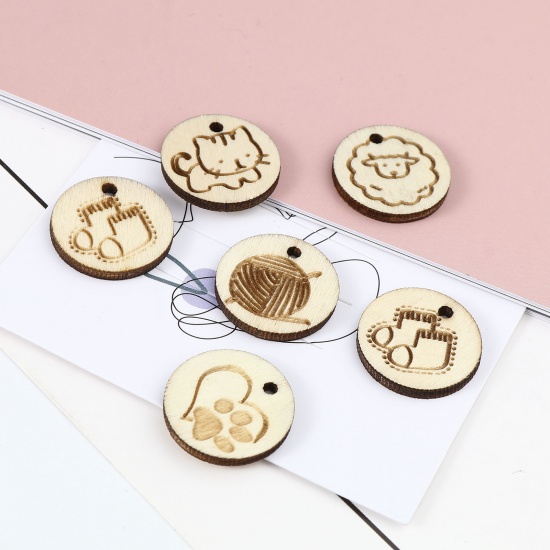 Picture of Wood Charms Round Light Khaki 19mm Dia, 30 PCs