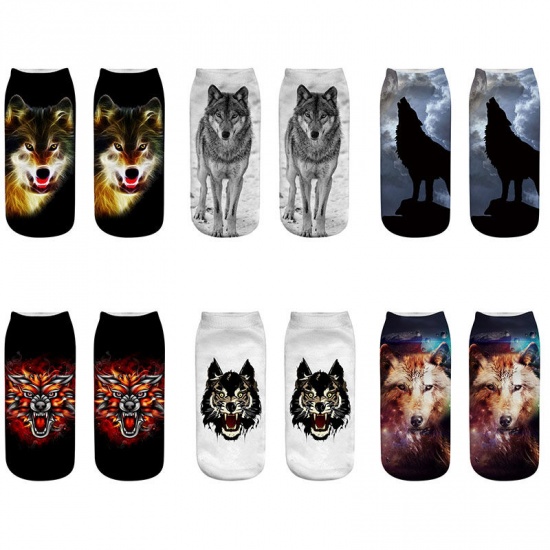 Picture of Coffee - 18# Wolf Animal Printed Winter Warm Women's Ankle Socks Size 35-40, 1 Pair