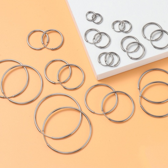 Picture of Stainless Steel Hoop Earrings Silver Tone Circle Ring Post/ Wire Size: (19 gauge), 1 Pair