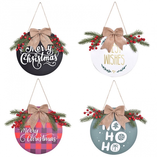 Immagine di Wooden Round Christmas Hanging Decoration For Closet Door And Window