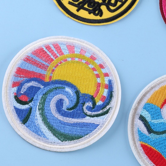 Picture of Polyester Iron On Patches Appliques (With Glue Back) Craft Multicolor Badge Round 1 Piece