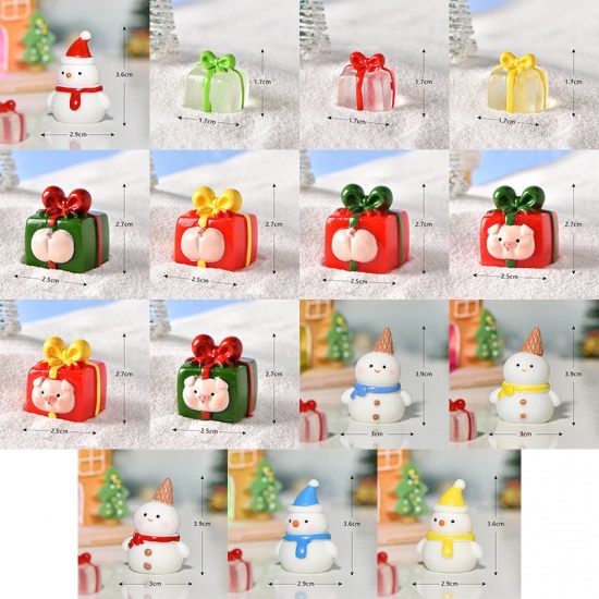 Picture of Green - 15# Christmas Clear Gift Box Resin Micro Landscape Miniature Decoration 1.7x1.7cm, 1 Piece