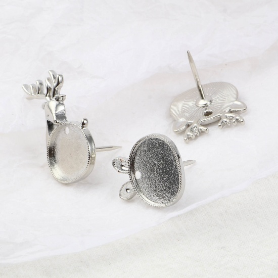 Picture of Glass Pin Brooches Findings Christmas Reindeer Silver Tone 19mm x 17mm, 5 Sets