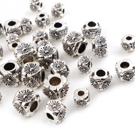 Picture of Zinc Based Alloy Spacer Beads Flower Antique Silver Color 300 PCs