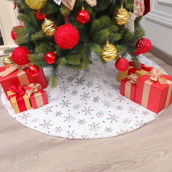 Image de Argent - 122 cm de diamètre. Jupe de sapin de Noël en velours imprimé flocon de neige exquis Décoration de la maison, 1 pièce