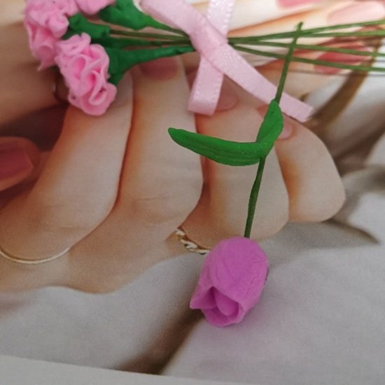Immagine di Pink - Carnation Flower Clay Micro Landscape Miniature Decoration Dollhouse Scene Model 5x1cm, 1 Piece