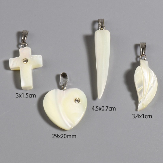 Picture of Natural Shell Charm Pendant Silver Tone Creamy-White