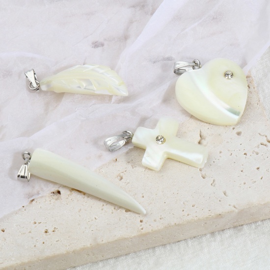 Picture of Natural Shell Charms Silver Tone Creamy-White 5 PCs