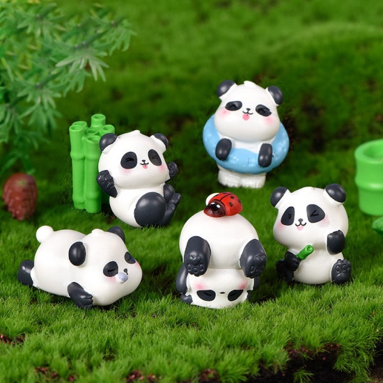 Immagine di Green - 10# Cute Bamboo Shoots Resin Micro Landscape Miniature Decoration 1.9x0.9cm, 1 Piece