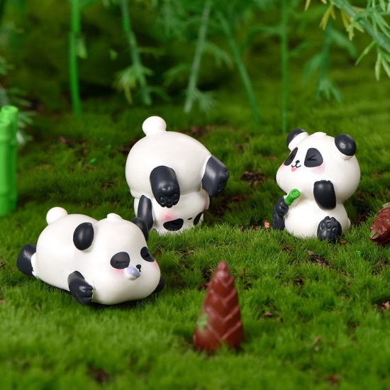 Immagine di Green - 10# Cute Bamboo Shoots Resin Micro Landscape Miniature Decoration 1.9x0.9cm, 1 Piece