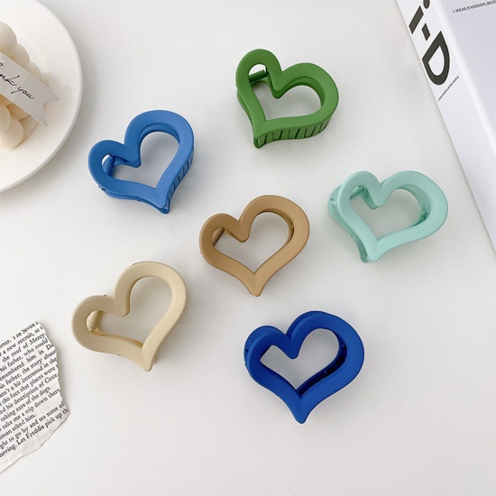 Immagine di Plastica Forcina Multicolore Cuore Smerigliato 6.5cm x 3.8cm , 1 Pz