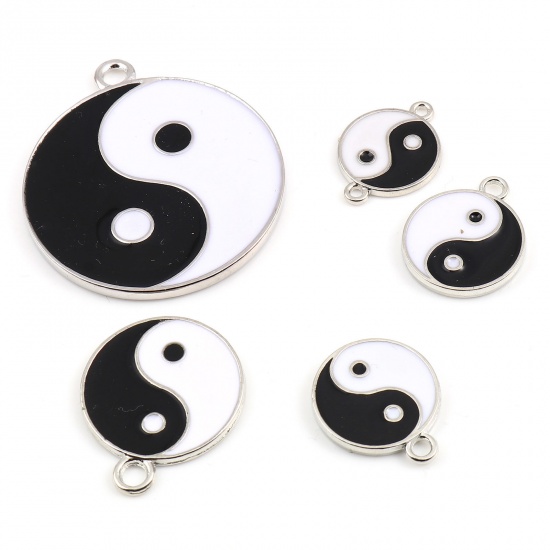 Bild von Zinklegierung Religiös Charms Rund Silberfarbe Schwarz & Weiß Yin Yang Symbol Emaille 10 Stück