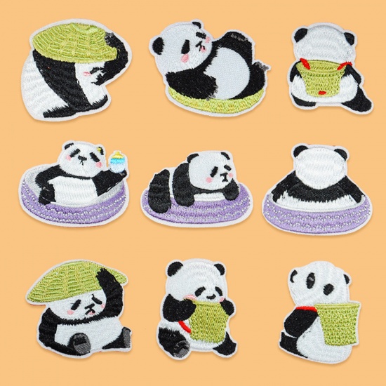 Imagen de Terylene Lindo Apliques De Hierro Sobre Parches (Con Cola De Espalda) DIY Scrapbooking Craft Multicolor Panda Bordado 10 Unidades