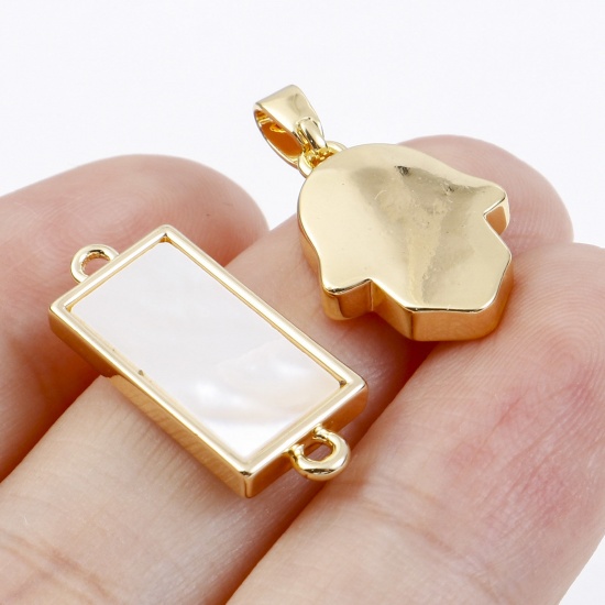 Picture of Shell & Copper Geometry Series Charms Gold Plated White