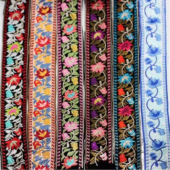 テリレン エスニック ジャカードウェビングリボン 多色 花 刺繍 5cm、 10 ヤード の画像