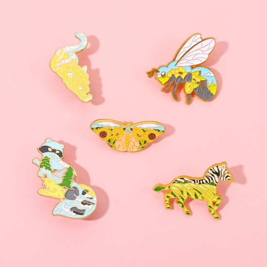 Picture of Stylish Pin Brooches Insect Animal Animal Gold Plated Enamel 3cm x 1.3cm