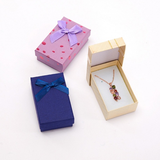 Picture of Paper Jewelry Gift Boxes Rectangle At Random Color 8cm x 5cm 