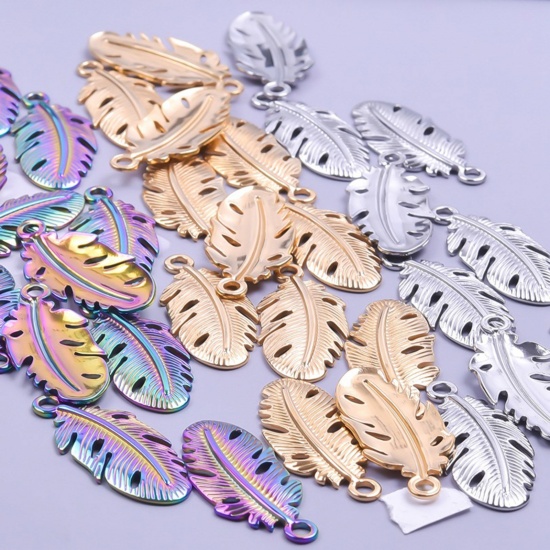 Imagen de 304 Acero Inoxidable Colgantes Charms Pluma Multicolor 35mm x 15mm, 1 Unidad