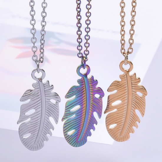 Imagen de 304 Acero Inoxidable Colgantes Charms Pluma Multicolor 35mm x 15mm, 1 Unidad