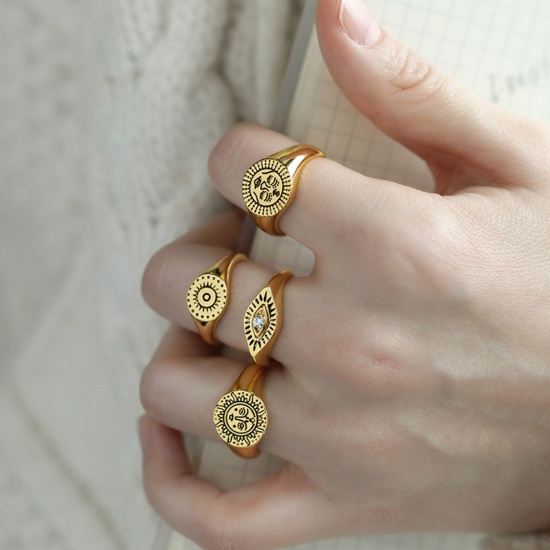 Picture of Eco-friendly Ethnic Style Retro 18K Real Gold Plated Copper Unadjustable Round Sun And Moon Face Rings Unisex