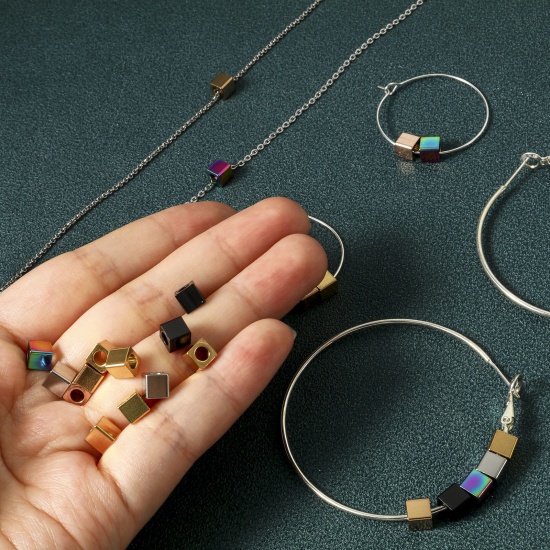 Imagen de Enchapado al Vacío Ecológico 304 Acero Inoxidable Cuentas para la Fabricación de Joyas con Dijes de Bricolaje Cubo Multicolor 4mm x 4mm, Agujero: Aprox 1.8mm, 10 Unidades