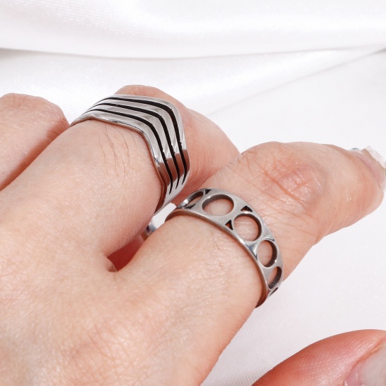 Bild von 304 Edelstahl Uneinstellbar Ring Silberfarbe Rollen polieren 5 Stück