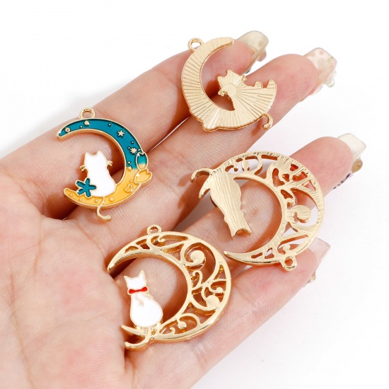 Picture of Zinc Based Alloy Galaxy Charms Gold Plated Half Moon Cat Enamel