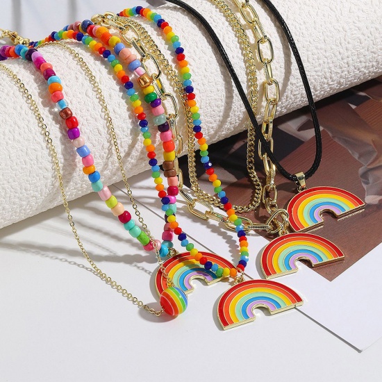 Bild von Stylish Pendant Necklace Gold Plated Rainbow