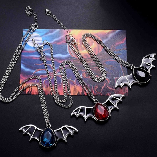 Imagen de Gothic Pendant Necklace Antique Silver Color Halloween Bat Animal Multicolor Rhinestone