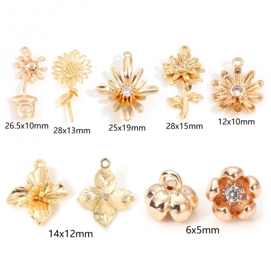 Imagen de Latón Colgantes Charms Flor 18K Oro Real Chapado Estrella Claro Circón Artificial 2 Unidades