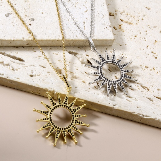 Image de Pendentifs Galaxie en Laiton Soleil Plaqué Or Véritable Micro Pave 4.3cm x 3.4cm, 1 Pièce