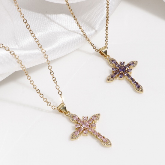 Image de Pendentifs Religieux en Laiton Croix Plaqué Or Véritable 18K à Zircone Cubique Multicolore 3.6cm x 2.1cm, 1 Pièce