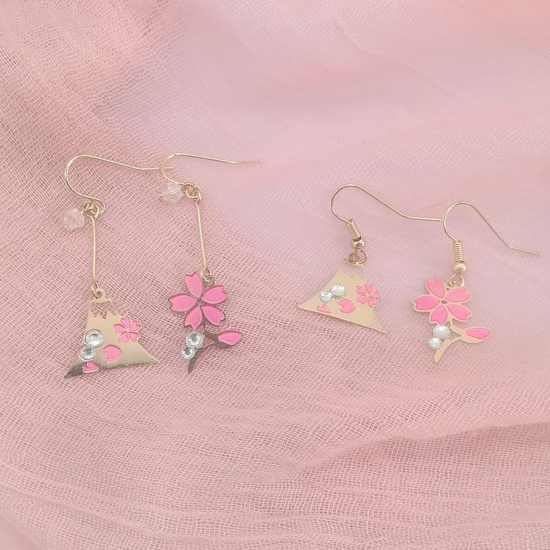Picture of Brass Japanese Style Asymmetric Earrings Gold Plated Pink Triangle Flower Enamel                                                                                                                                                                              