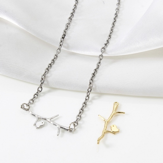 Bild von Messing Steckverbinder Charms Anhänger Vögel Zweig Echtgold plattiert 3,5cm x 1,4cm, 2 Stück
