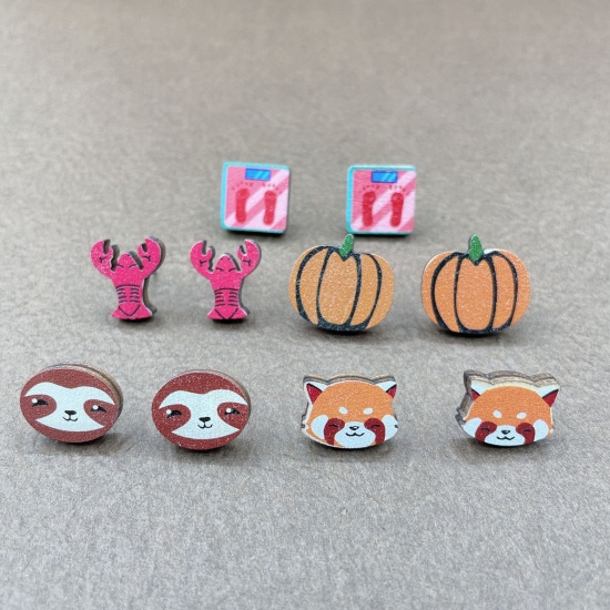 Picture of Wood Cute Ear Post Stud Earrings Multicolor Fox Animal Halloween Pumpkin