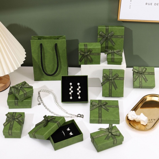 Picture of Paper Jewelry Gift Jewelry Box Green