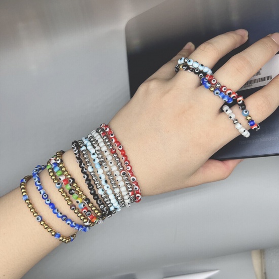 Image de 1 Pièce Bracelets Raffinés Bracelets Délicats Bracelet de Perles Religieux en Verre au Chalumeau Multicolore Mauvais Œil Elastique