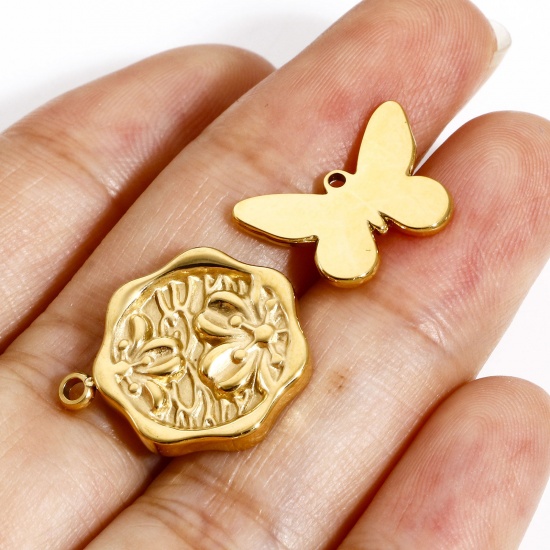 Picture of 304 Stainless Steel Stylish Charms Gold Plated Butterfly Animal Dragonfly