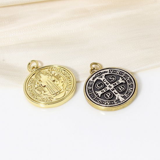 Imagen de 1 Unidad Latón Religión Colgantes Charms Ronda Oro Real Chapado Medalla de San Benito Doble Cara 26mm x 20mm