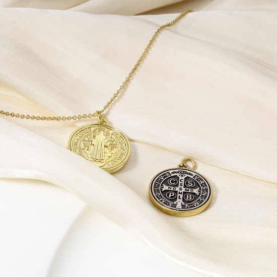 Imagen de 1 Unidad Latón Religión Colgantes Charms Ronda Oro Real Chapado Medalla de San Benito Doble Cara 26mm x 20mm