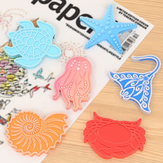 Immagine di 1 Piece Silicone Resin Mold For Keychain Necklace Earring Pendant Jewelry DIY Making Rectangle Marine Animal White