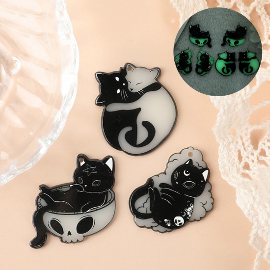 Immagine di 10 Pz Acrilato Baglie nel buio Ciondoli Gatto Nero & Bianco Doppia Faccia