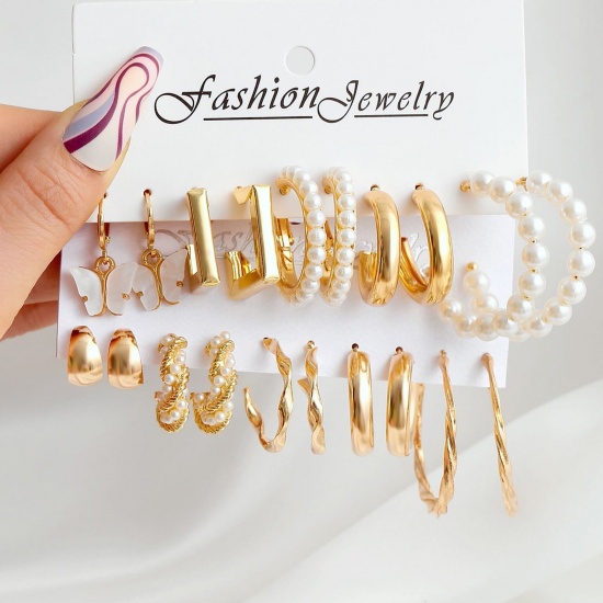 Picture of Stylish Earrings Gold Plated Braided Butterfly Imitation Pearl
