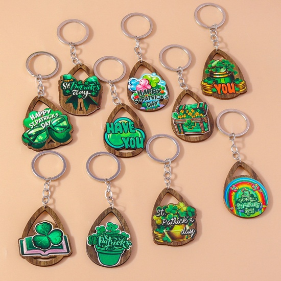 Picture of Wood St Patrick's Day Keychain & Keyring Silver Tone Drop Eyeglasses Hollow